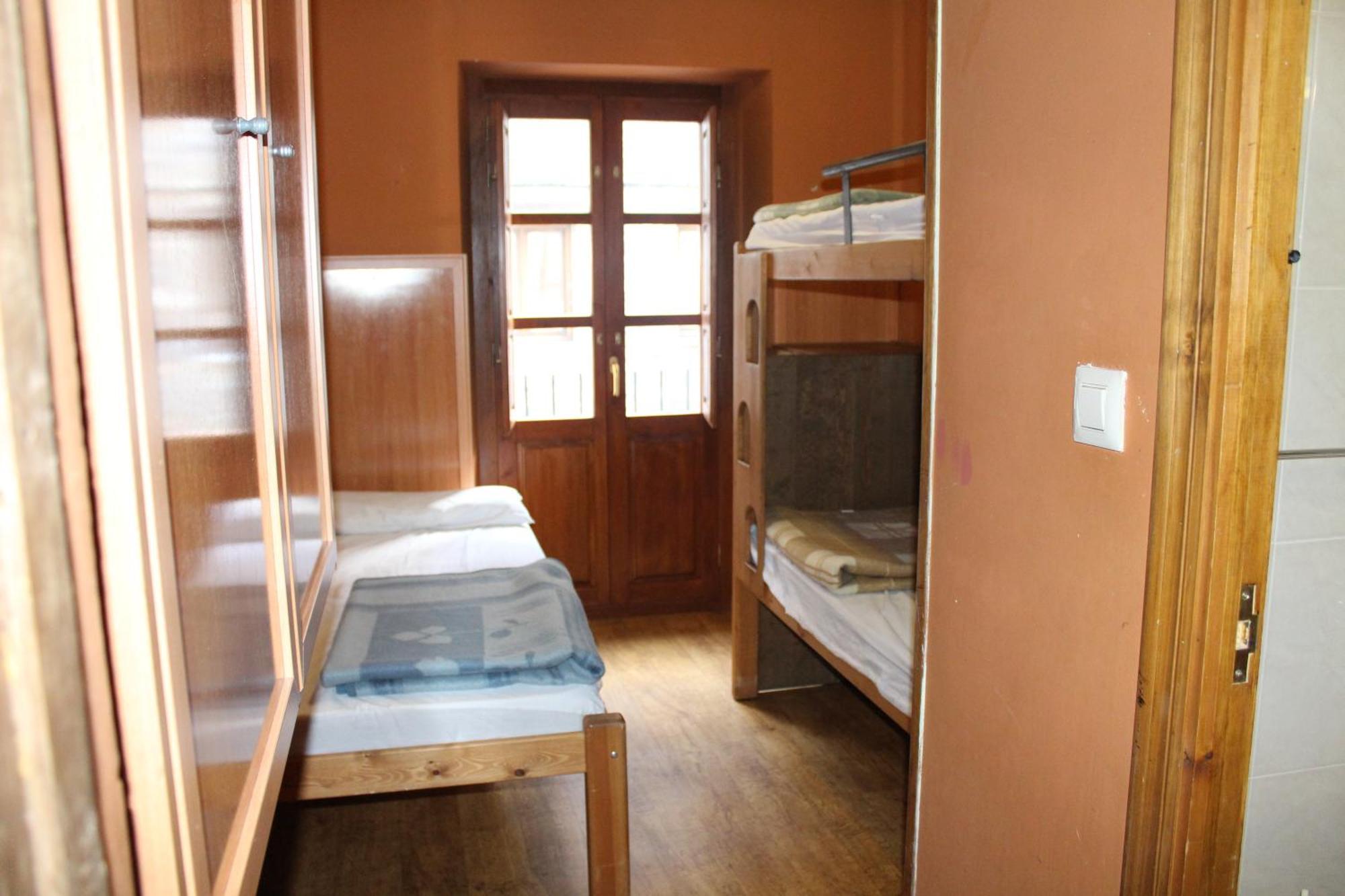 Albergue-Refugio Sargantana Canfranc Rom bilde