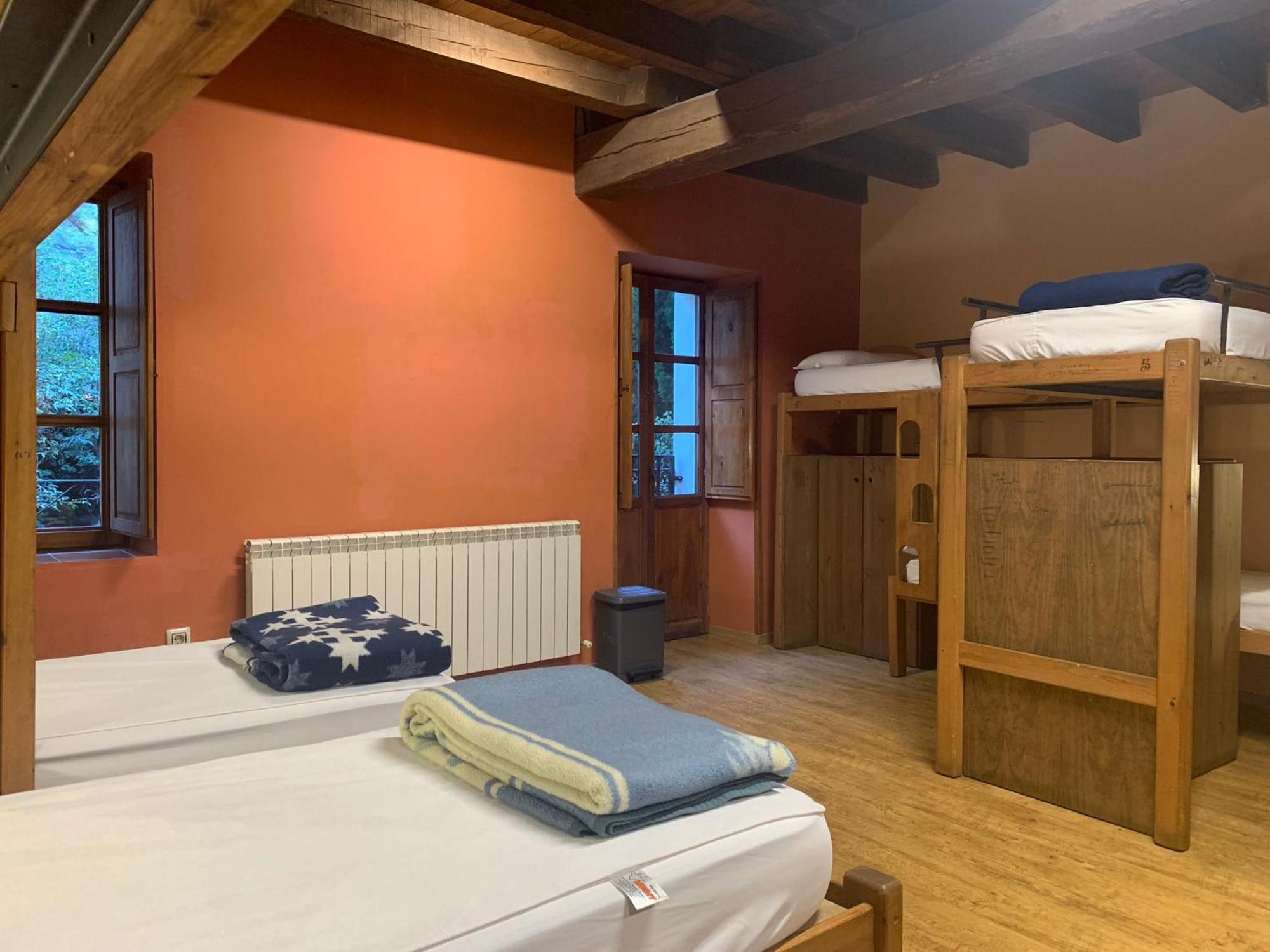 Albergue-Refugio Sargantana Canfranc Eksteriør bilde