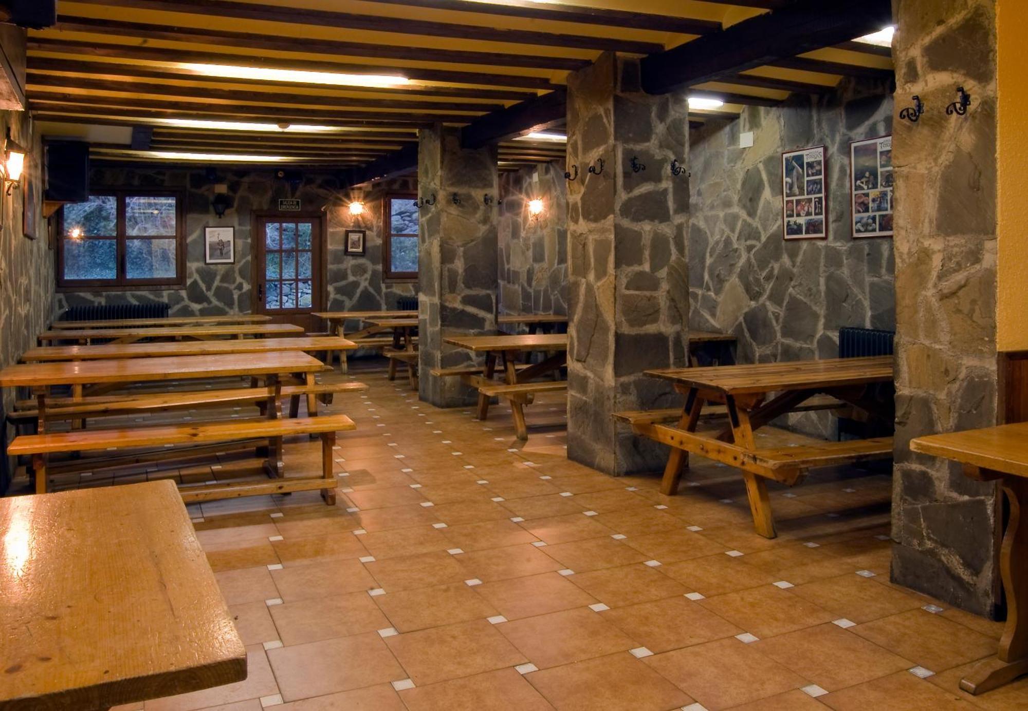 Albergue-Refugio Sargantana Canfranc Eksteriør bilde